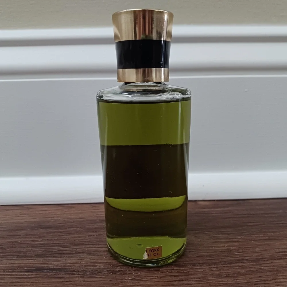 Vintage Jade East A Mans Cologne 4 Fl Oz Fragrance Green Glass Bottle 90% Full